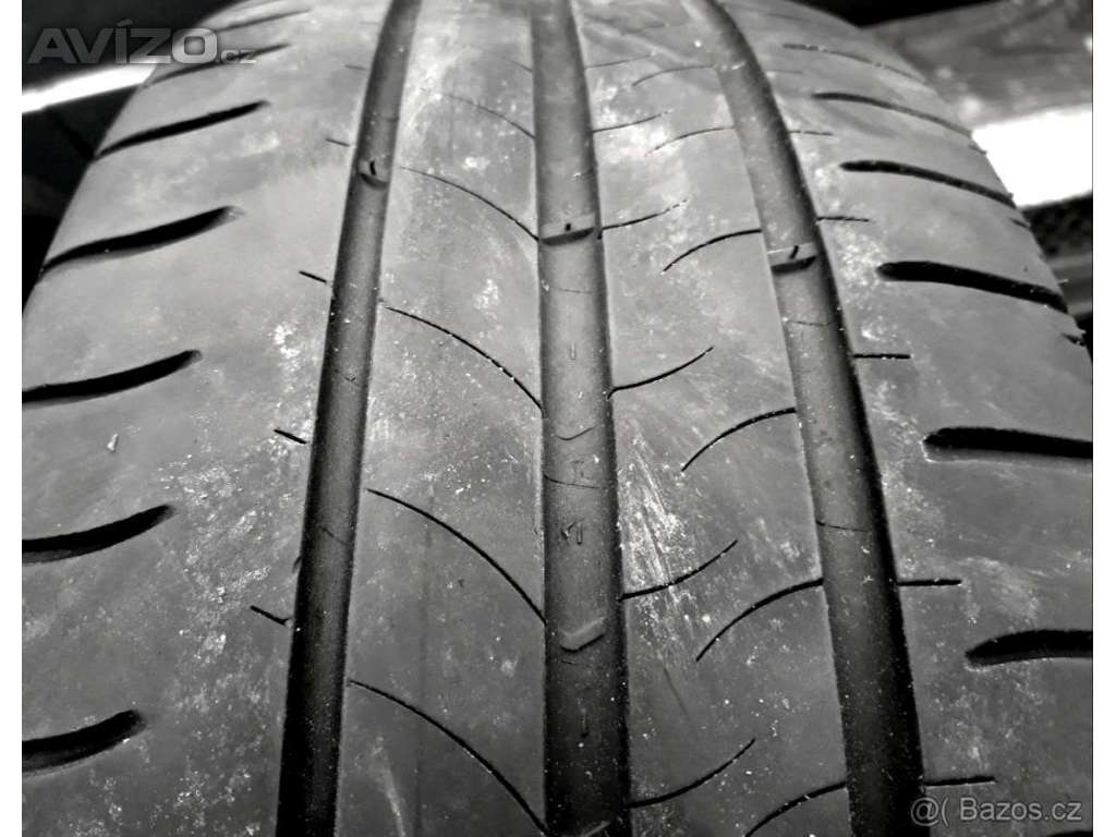 Prodám 2ks letních pneu 205/60 R15 Michelin 