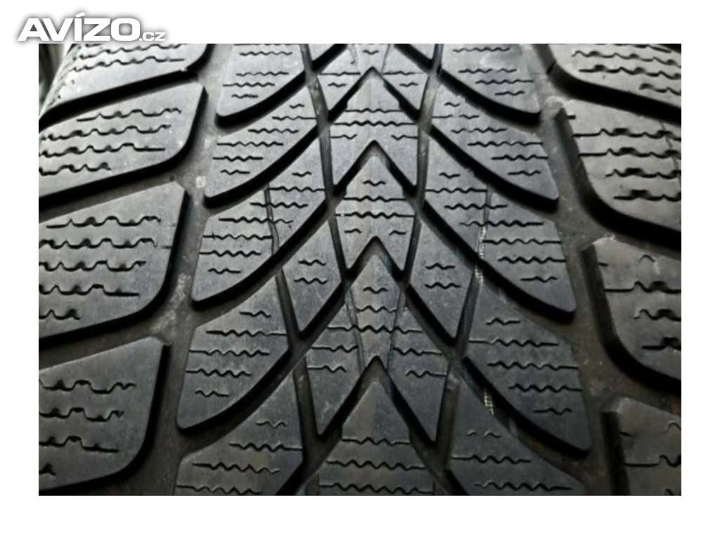 2ks zimních pneu 255/40 R18 Dunlop